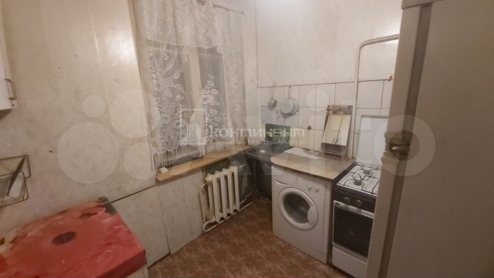 Комната 25 м² в 3-к., 2/4 эт.