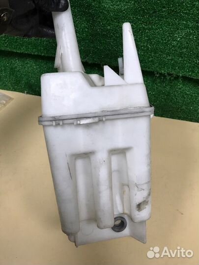 Бачок омывателя Toyota Avensis AZT250 1AZ-FSE 2007