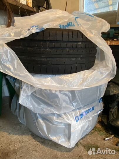 Goodyear Eagle F1 Asymmetric SUV 4x4 285/45 R20