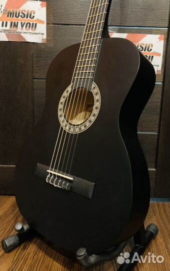 Классическая гитара + чехол