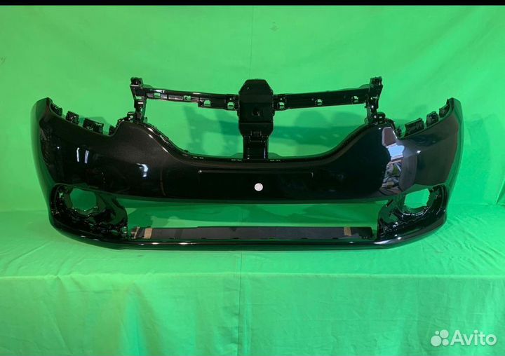 Бампер передний на Renault Logan 2 2012-2018