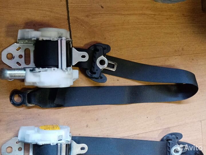 Ремень безопастности передний Toyota Rav 4 2018г
