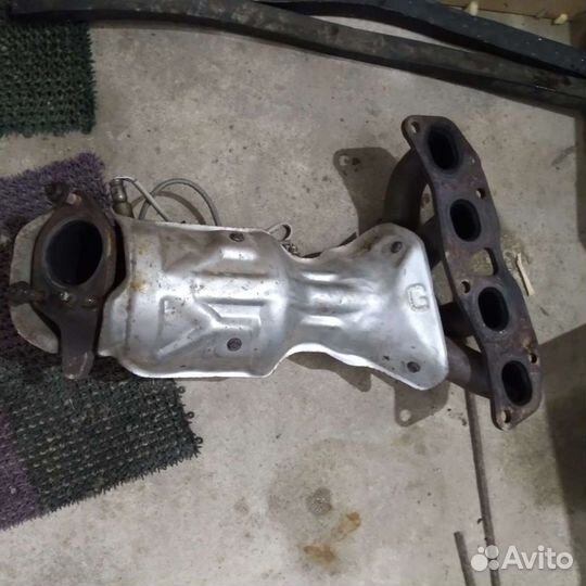 Выпускной коллектор Nissan X-Trail 2,5л