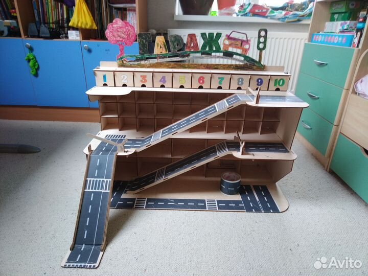 Гараж парковка для машинок