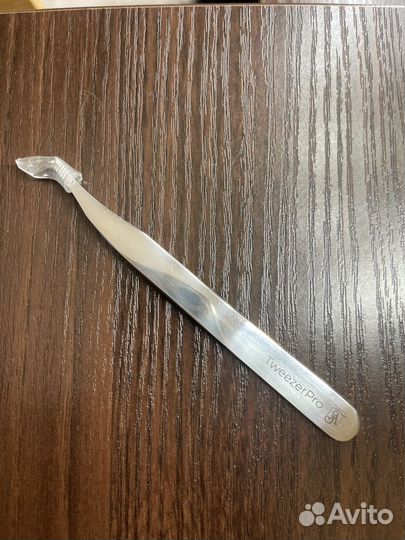 Пинцет для наращивания ресниц