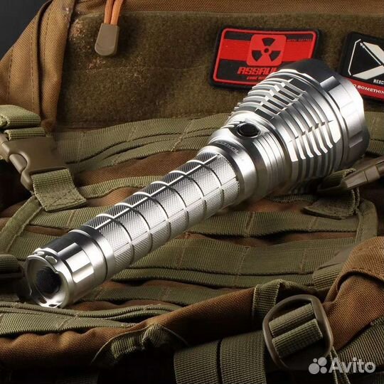 Мощный фонарь Convoy L6