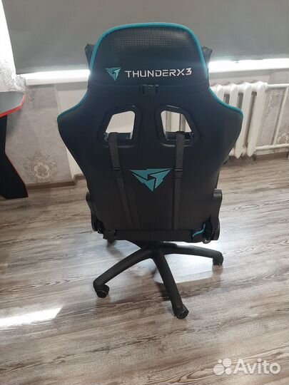 Игровое кресло thunderx3
