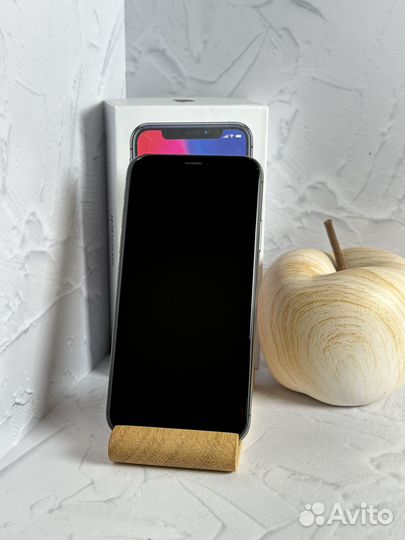 iPhone X, 256 ГБ