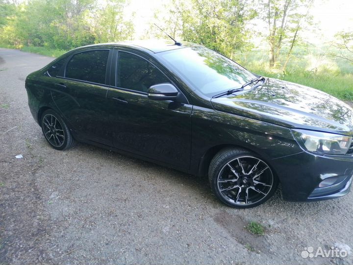 LADA Vesta 1.6 МТ, 2019, 115 000 км