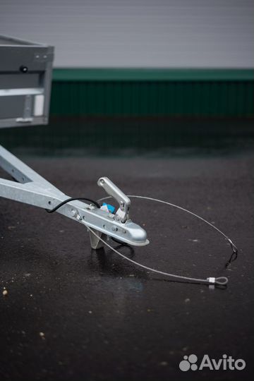 Легковой прицеп