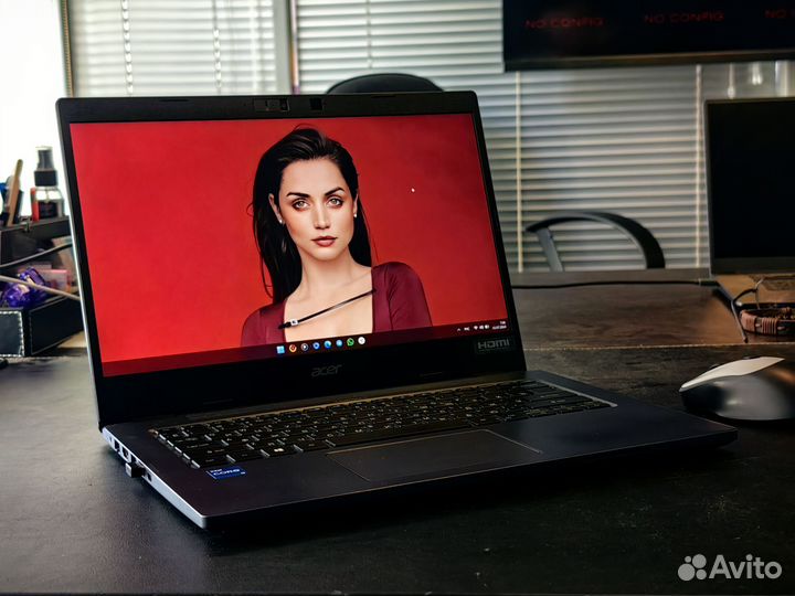 Ноутбук Acer TravelMate P4