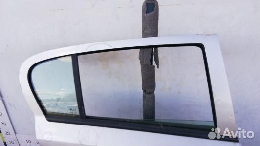 Дверь задняя правая opel astra H (7DN18FT01)