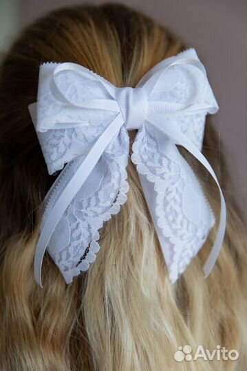 Бант для волос белый школьный