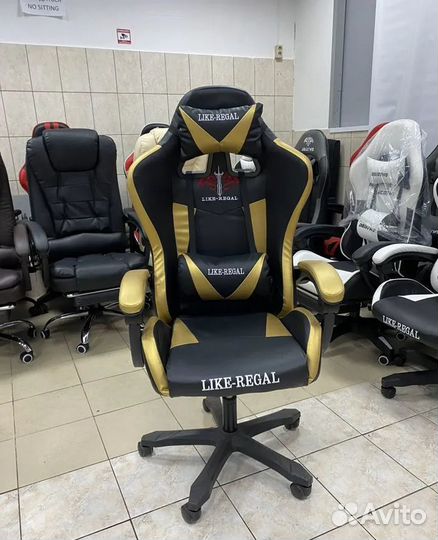 Игровое компьютерное кресло