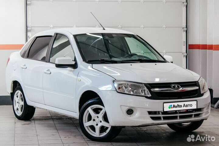 LADA Granta 1.6 AT, 2013, 163 211 км