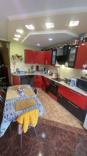 2-к. квартира, 64,3 м², 3/10 эт.