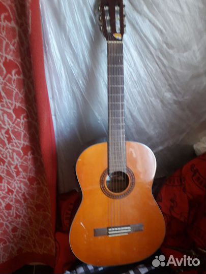 Акустическая гитара бу