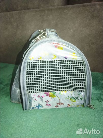 Переноска для кошек и собак