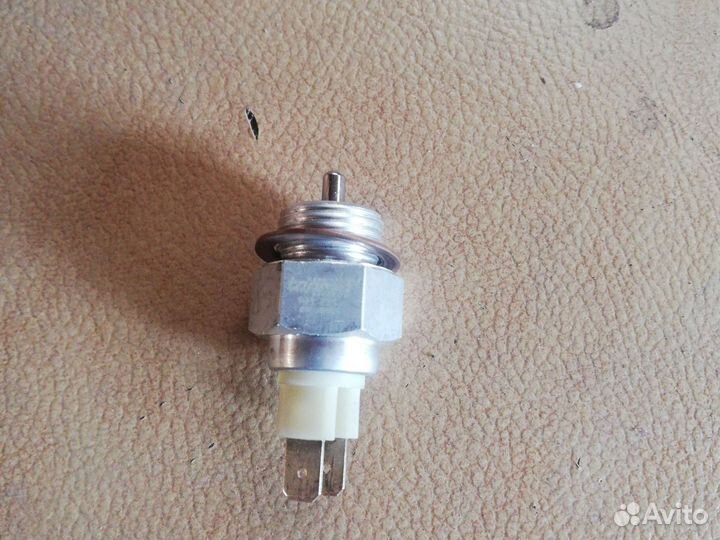 Датчик заднего хода audi vw