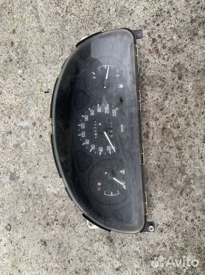 Панель приборов Chevrolet Lanos