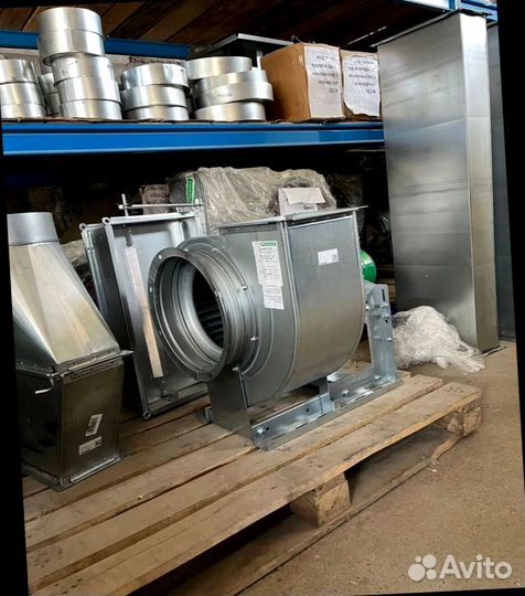 Вытяжной прямоугольный вентилятор