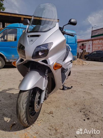 Honda Forza 250