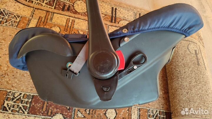 Продам детскую коляску