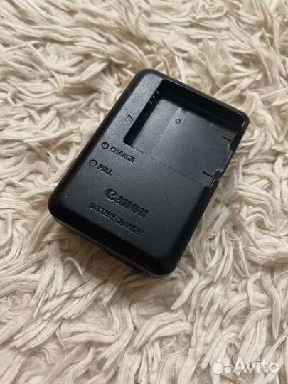 Зарядка для батареи canon рабочая