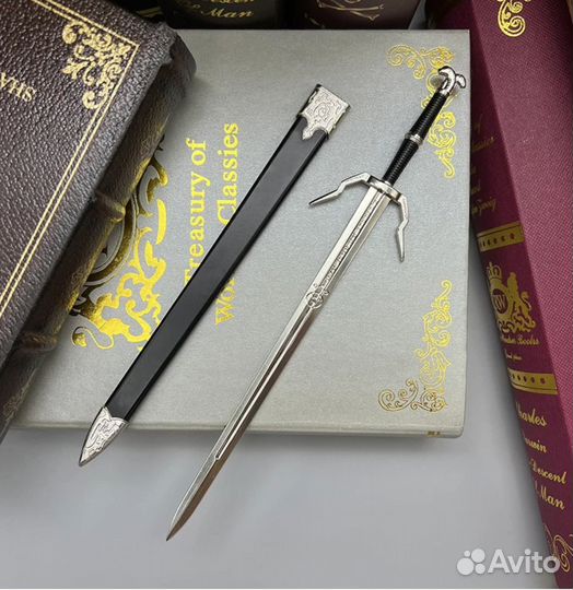 Меч из игры Ведьмак 3