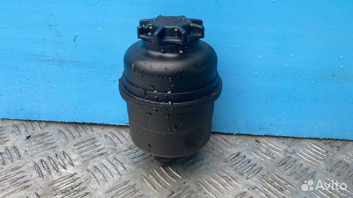 Бачок гидроусилителя руля гур BMW E53 M54