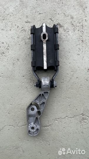 Реактивная тяга АКПП Вольво S80