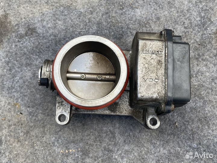 Дросельная заслонка Renault Scenic 1