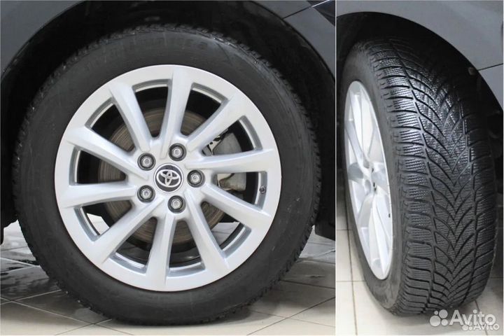 Goodyear UltraGrip Ice 2 215/55 R17