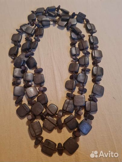 Бусы из дерева