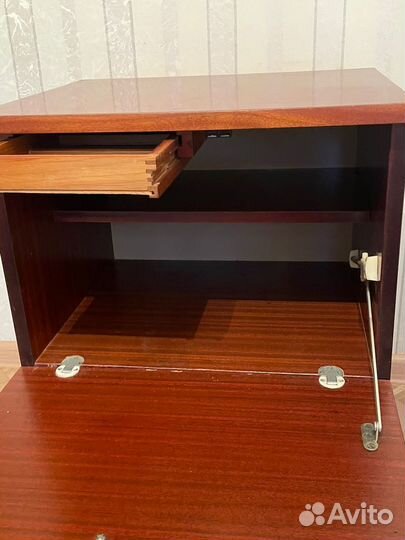 Тумбочка прикроватная бу