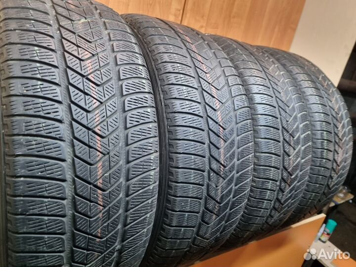 Pirelli Scorpion Winter 255/55 R20