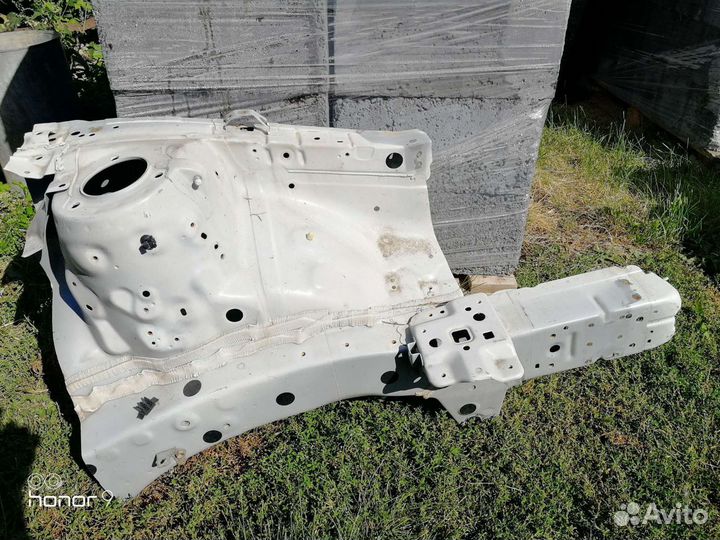 Лонжерон Toyota Camry