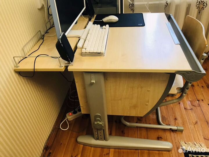 Растущая парта и стул