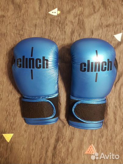 Боксерские перчатки