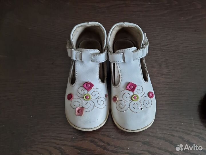 Обувь для девочки 24,25, 26 размер