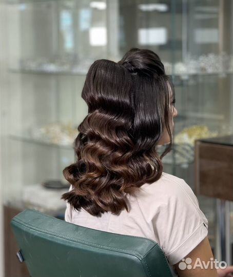 Стилист визажист