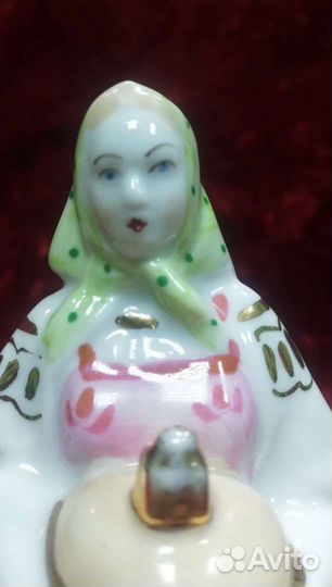 Статуэтка Хлеб - Соль, Девушка с караваем, Дулево