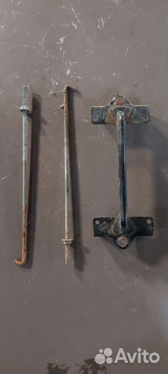 Крепление аккумулятора на Mitsubishi Lancer 10