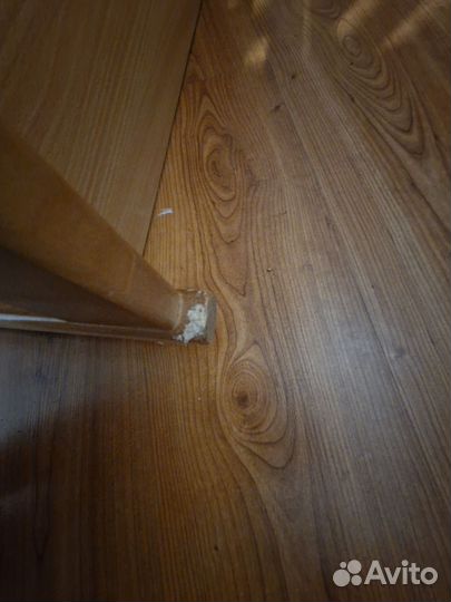 Детская кроватка с поперечным маятником