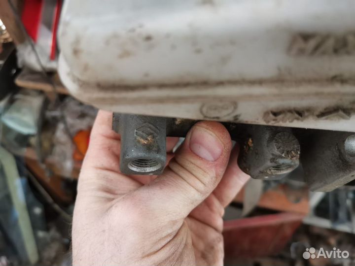 Главный тормозной цилиндр Рено Логан Logan