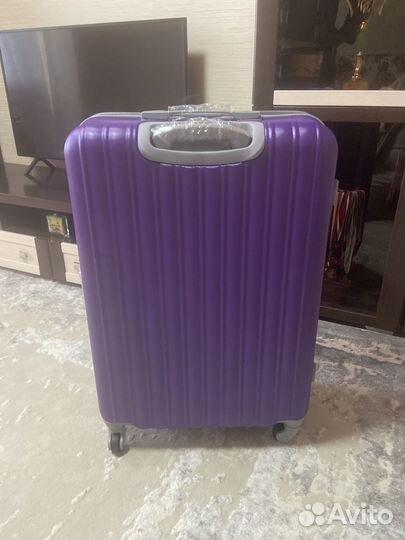 Новый чемодан