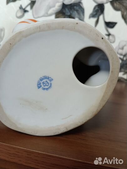 Фарфоровая статуэтка,Девушка, СССР