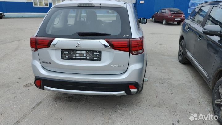 Mitsubishi Outlander 2.0 CVT, 2018, 43 836 км