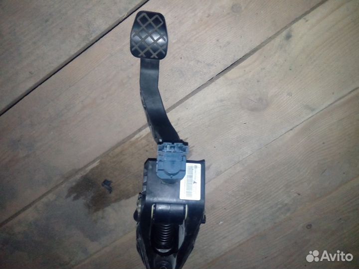 Педаль газа тормоза Фольксваген Поло