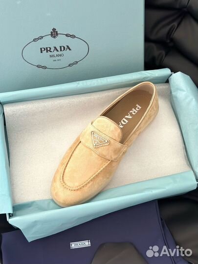 Лоферы prada женские